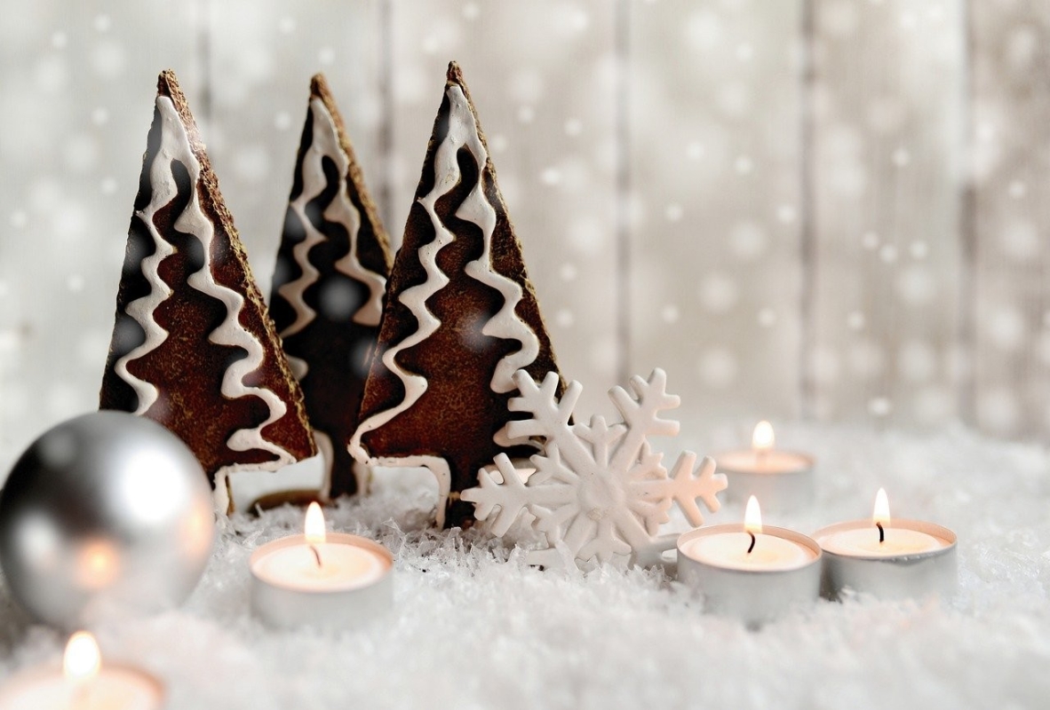 How to decorate your home for Christmas?