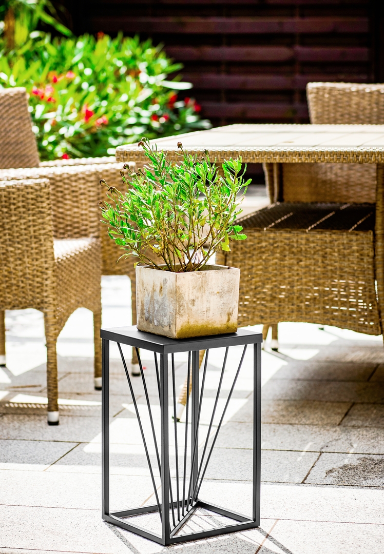 River plant stand 40 - interior arrangement