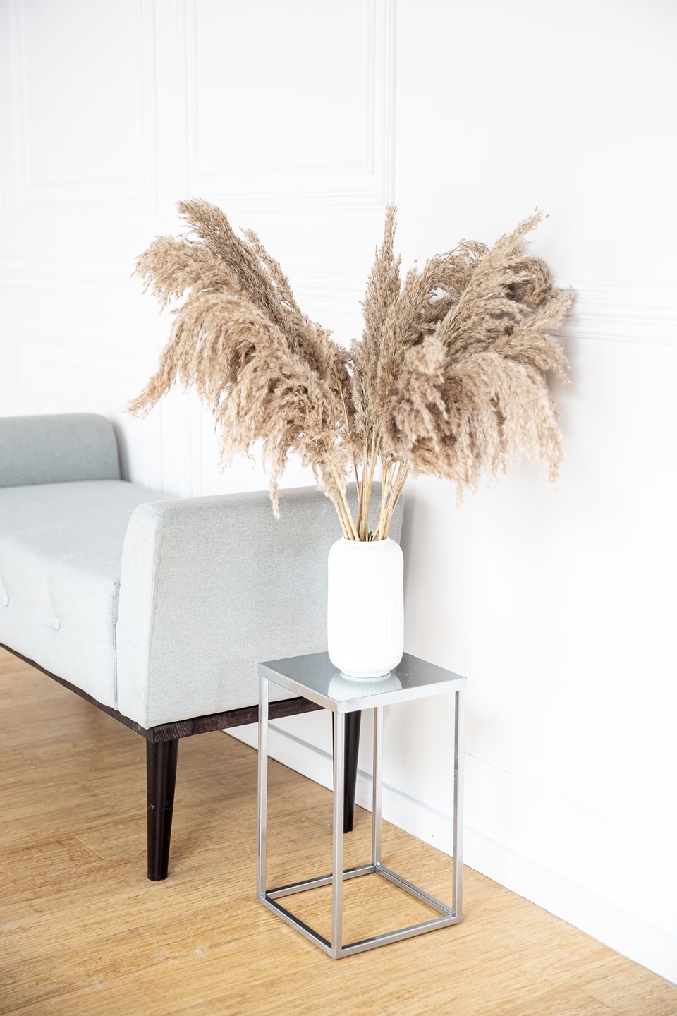 Plant stand with shelf 40 - interior arrangement