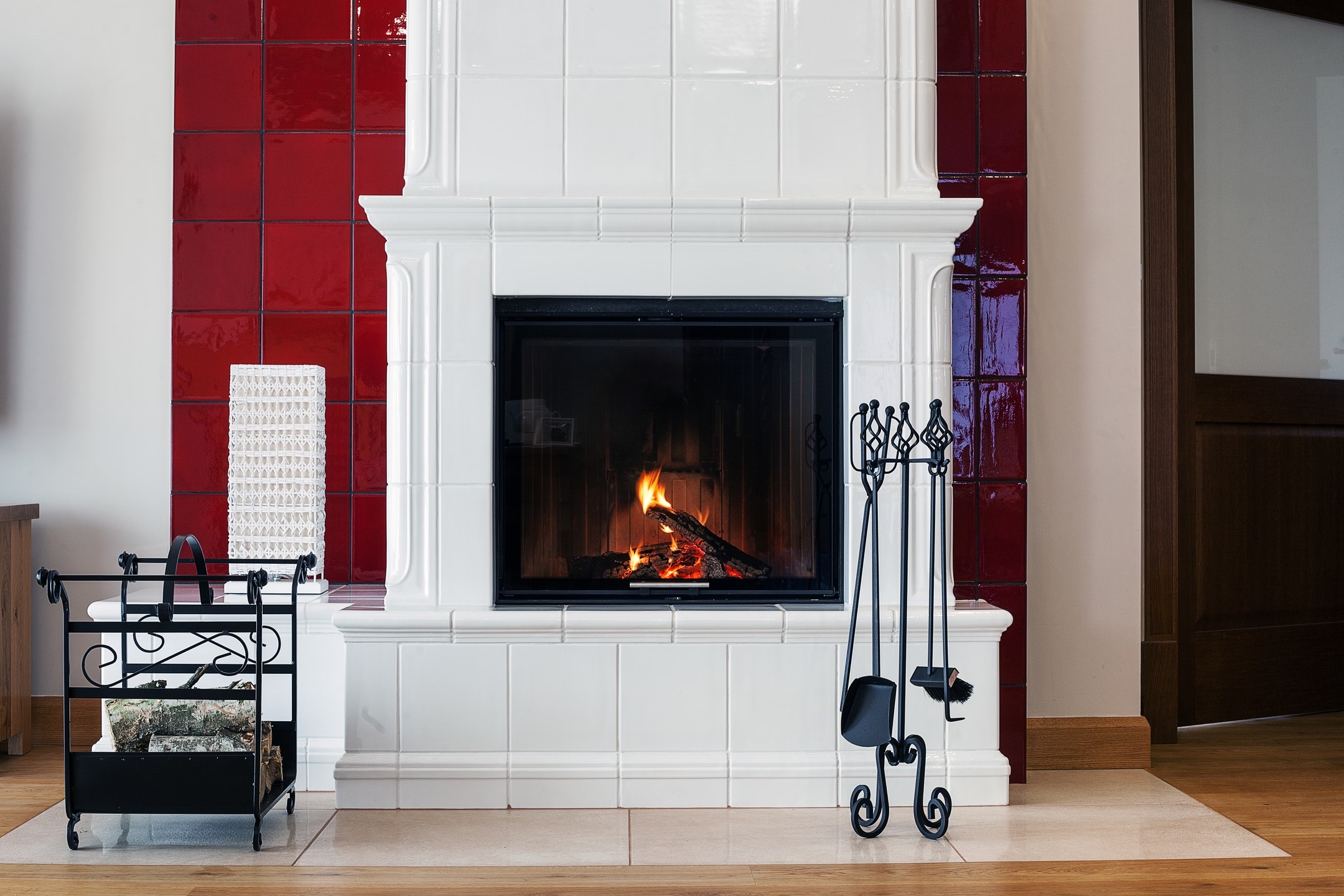 Stand - large wood basket for the fireplace