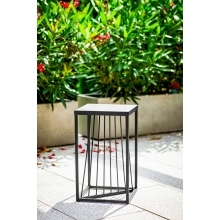 Decorative metal flowerbed. Model:628