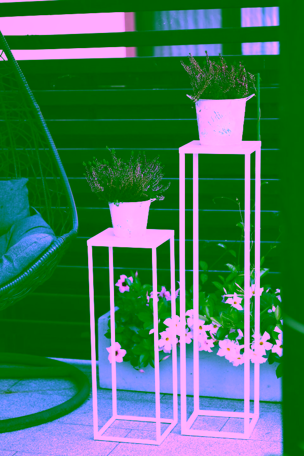 Multi-purpose stand with shelf 80 - interior arrangement