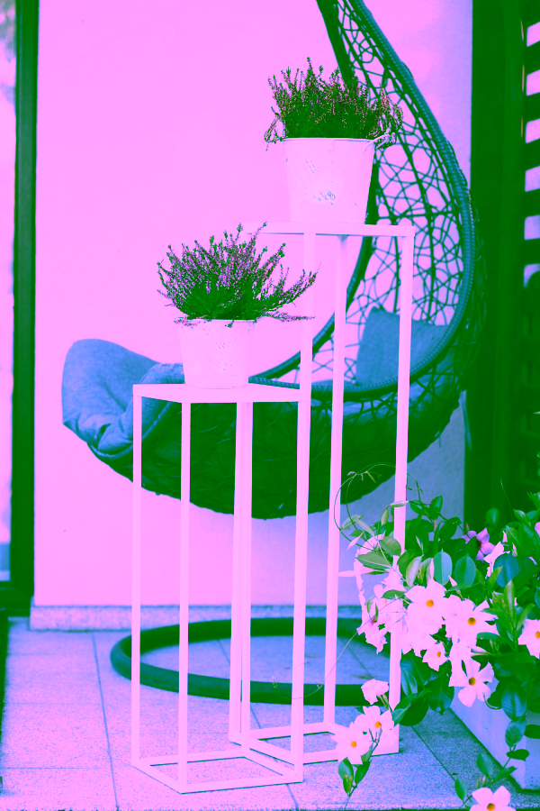 Multi-purpose stand with shelf 80 - interior arrangement