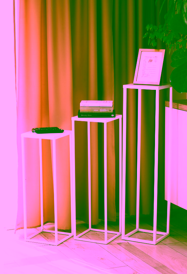 Multi-purpose stand with shelf 80 - interior arrangement