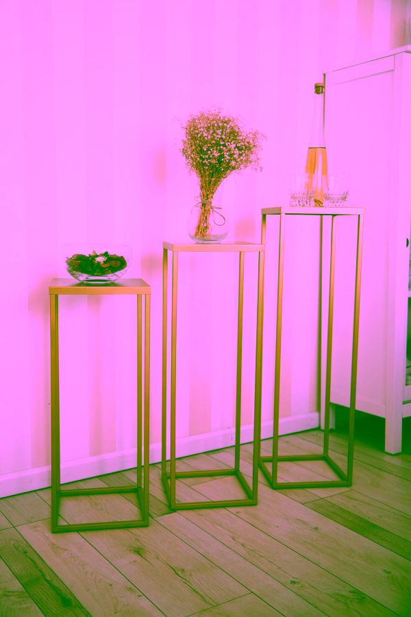 Multi-purpose stand with shelf 80 - interior arrangement