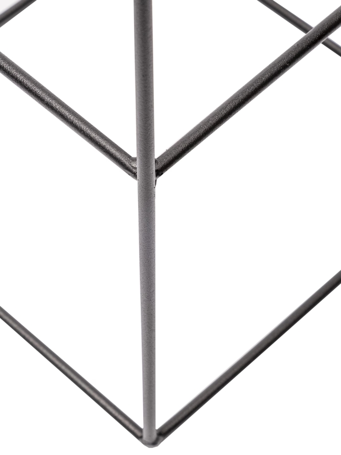 Wire stand single 40 - detail close-up